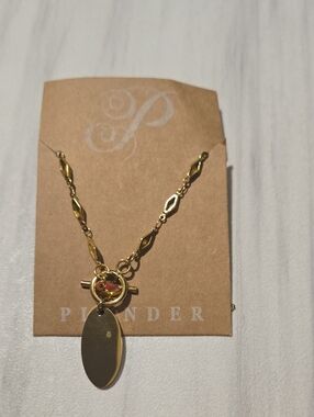 Plunder Gold Oval Toggle Pendant Necklace